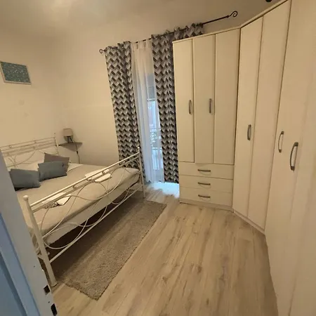 Centar * Njivice